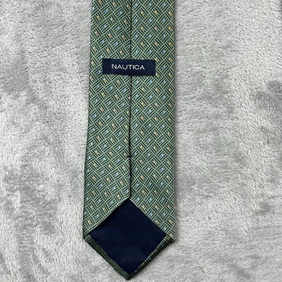 Nautica Men's Classic 100% Silk Neck Tie - Picture 5 of 6